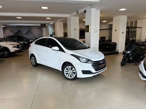 HYUNDAI HB20S 1.0 COMFORT PLUS 12V FLEX 4P MANUAL HYUNDAI HB20S 1.0 COMFORT PLUS 12V FLEX 4P MANUAL